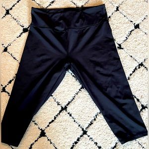 ZYIA Black Capris XL/1X. Size 16-18 - worn once!